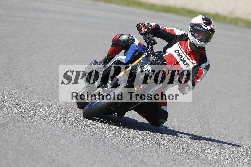 /12 30.04.2025 Speer Racing ADR/Gruppe gruen/911